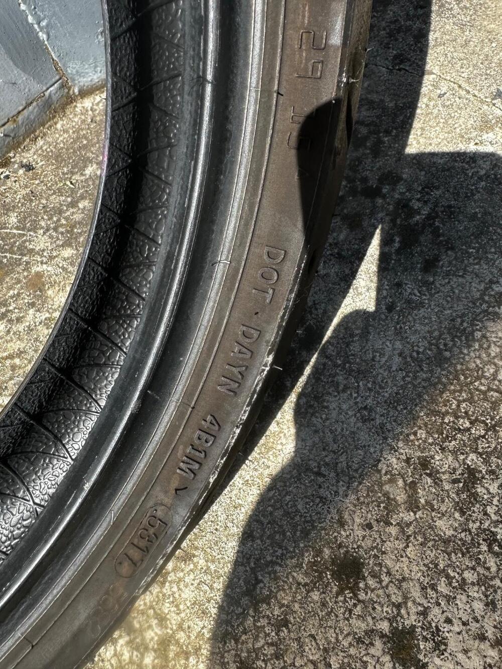 Gomma Anteriore Harley Dunlop (2)