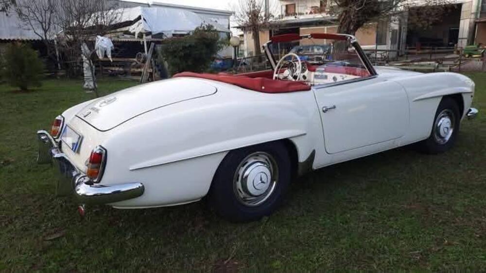 Mercedes-Benz 190 sl d'epoca a Cremona (10)