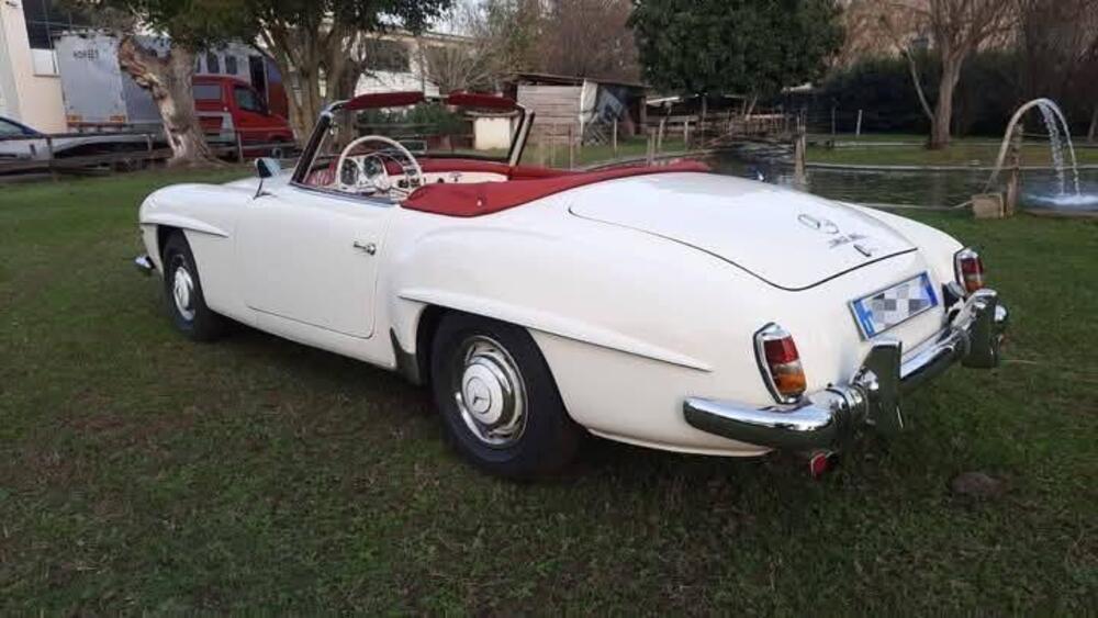 Mercedes-Benz 190 sl d'epoca a Cremona (11)