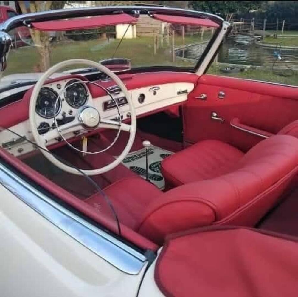 Mercedes-Benz 190 sl d'epoca a Cremona (12)