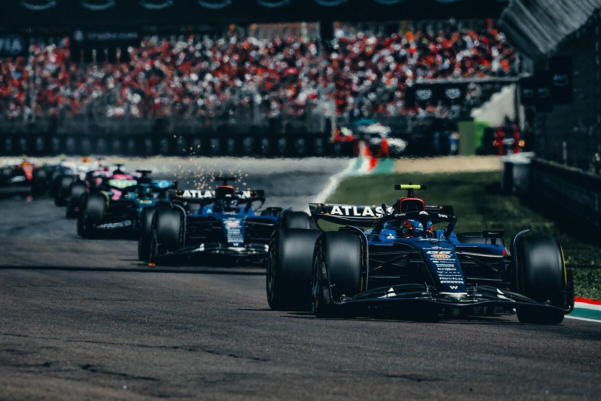 F1. GP Imola, Sainz: "La Williams di oggi non ha bisogno di aggiornamenti perché é già in grado di battere Ferrari e Mercedes"