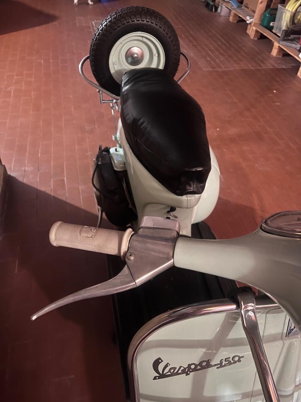 Piaggio Vespa (4)