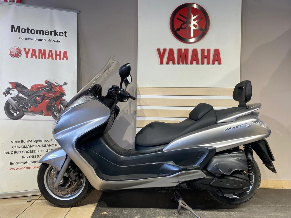 Yamaha Majesty 400 (2004 - 08) (3)