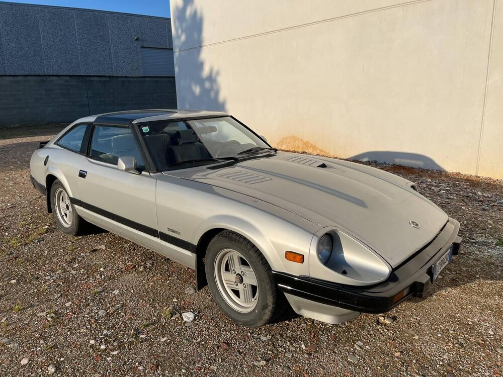 Nissan Nissan datsun 280zx turbo 2+2 soft top d'epoca a Pavia (8)