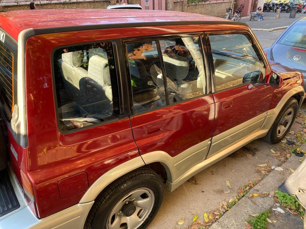 Suzuki Vitara 2.0 diesel IC turbo d'epoca a Roma (4)