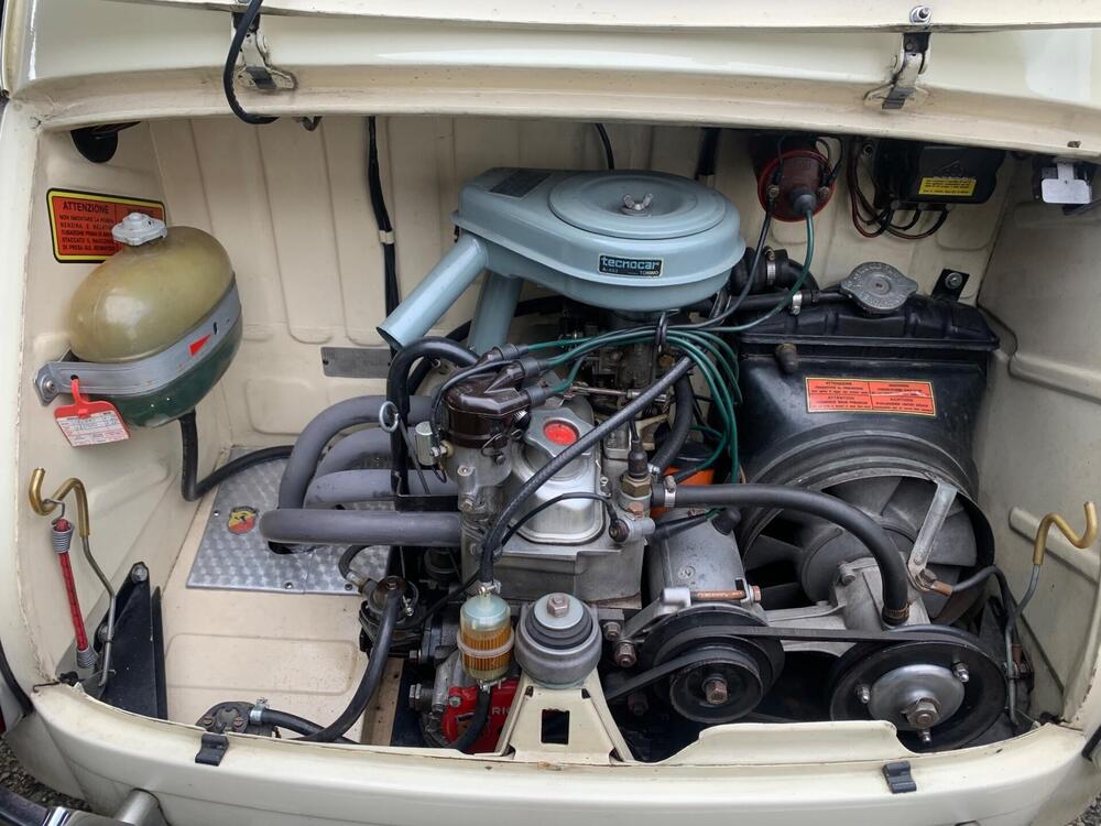 Fiat 600 d'epoca a Milano (10)