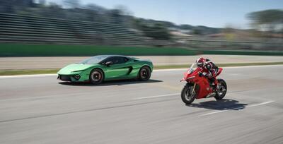Lamborghini Temerario vs. Ducati Panigale V4: chi la spunta? La sfida ad Imola