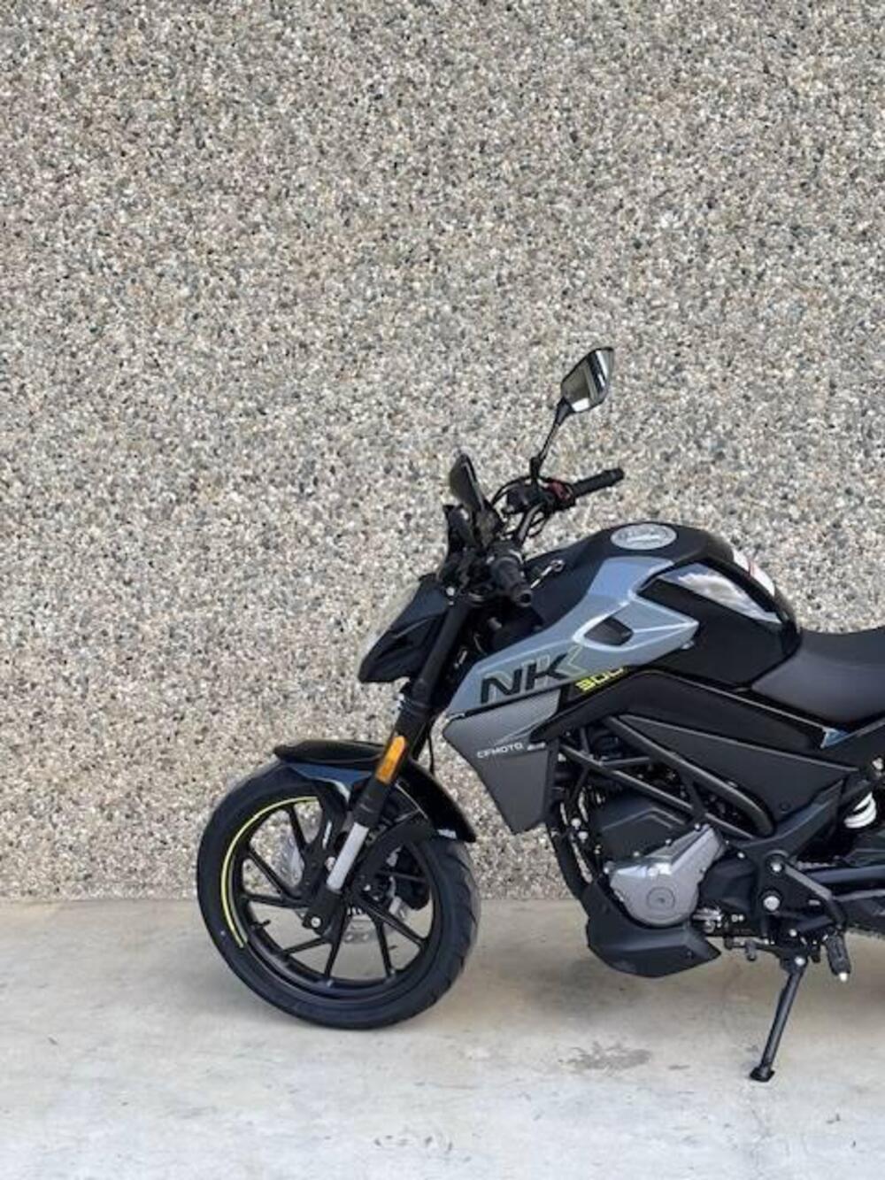 CFMOTO 300NK (2021 - 26) (3)