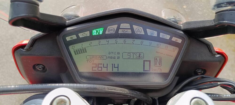 Ducati Hyperstrada 939 (2016 - 18) (6)