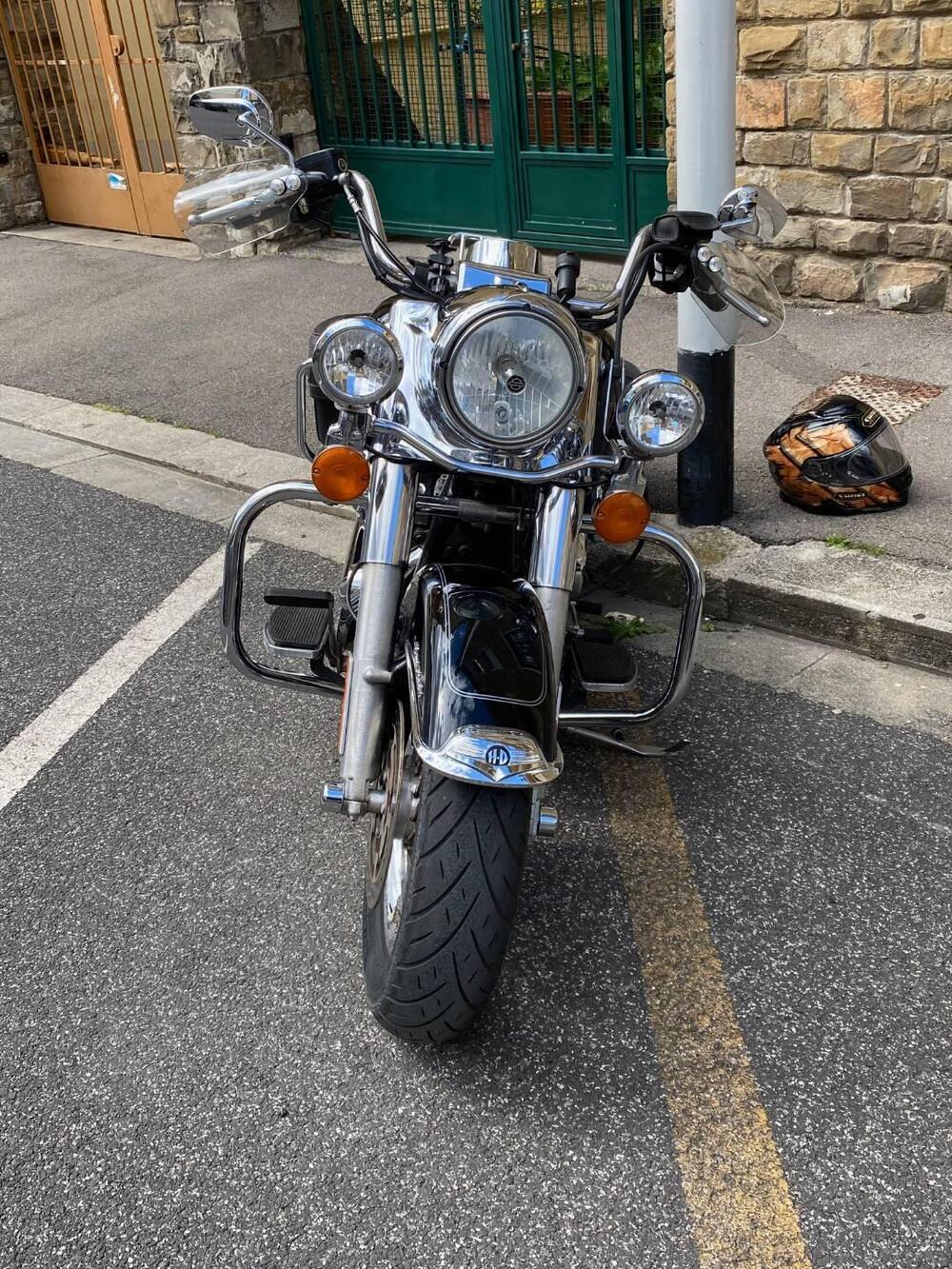 Harley-Davidson 1584 Road King Classic (2007 - 10) - FLHRC (3)