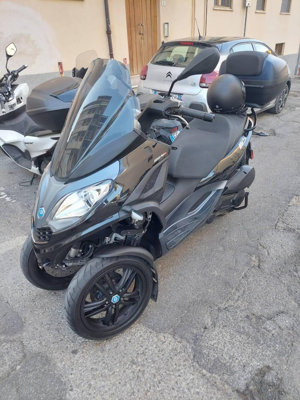 Piaggio Mp3 300 Hpe (2019 - 20) (2)