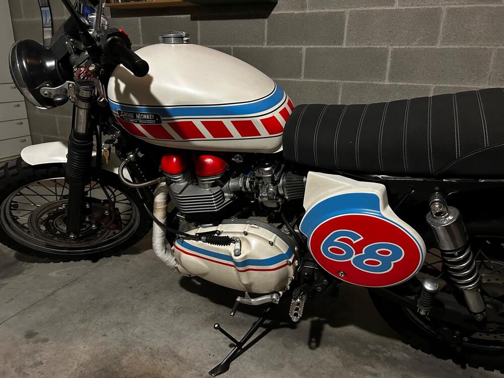 Triumph Bonneville 800 (2000 - 01) (11)