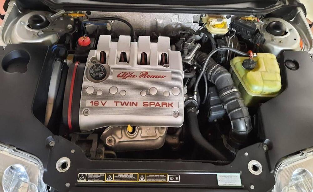 Alfa Romeo GTV d'epoca a Perugia (3)