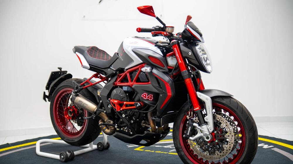 MV Agusta Brutale 800 RR (2015 - 16) (2)