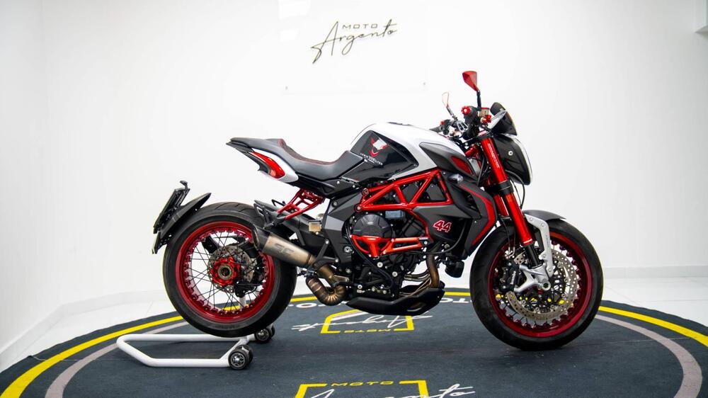 MV Agusta Brutale 800 RR (2015 - 16) (3)