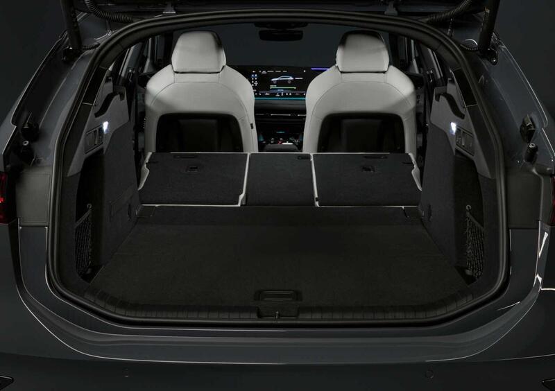 Audi A6 Avant e-Tron (2024-->>) (12)