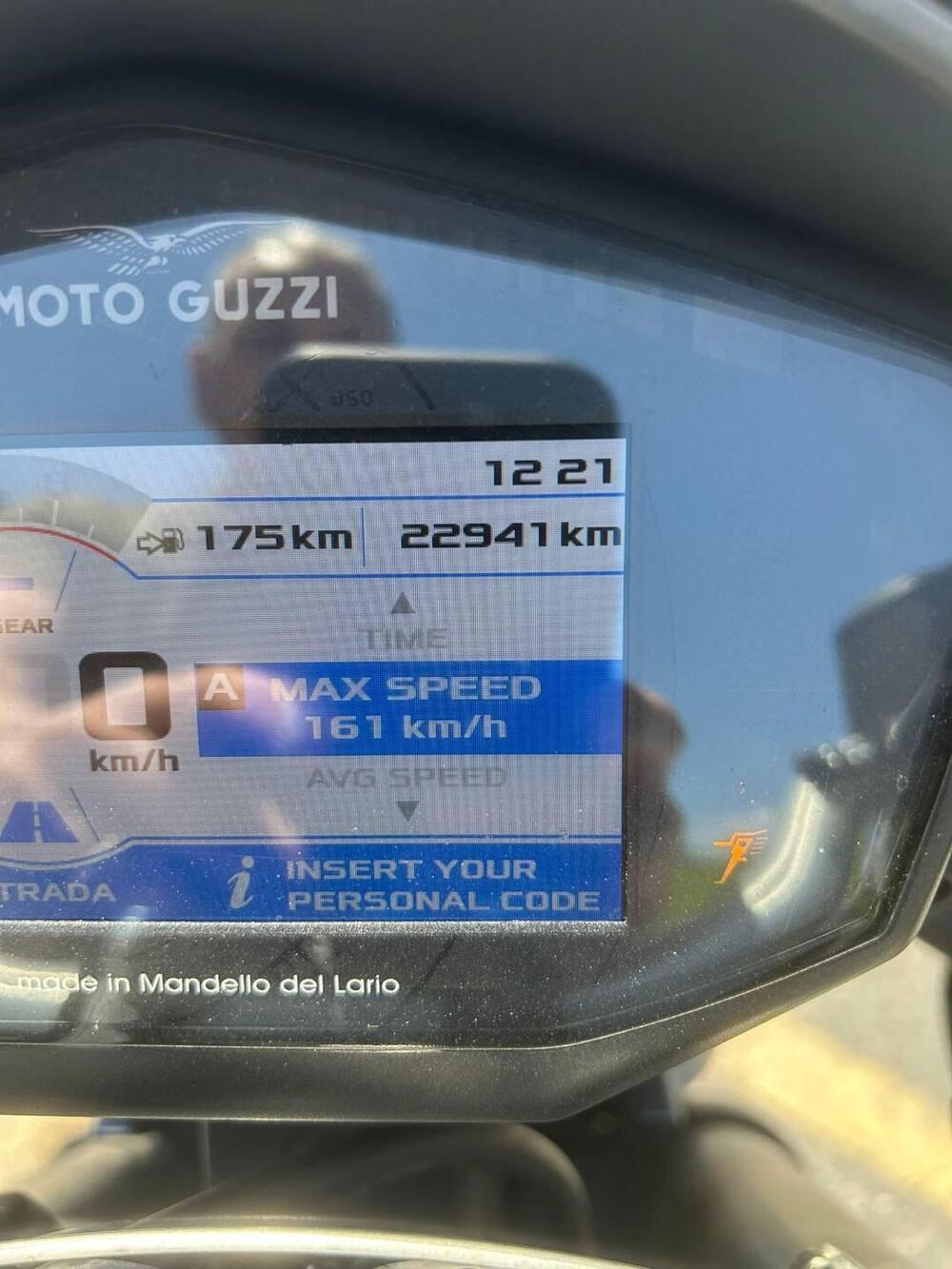 Moto Guzzi V85 TT (2019 - 20) (7)
