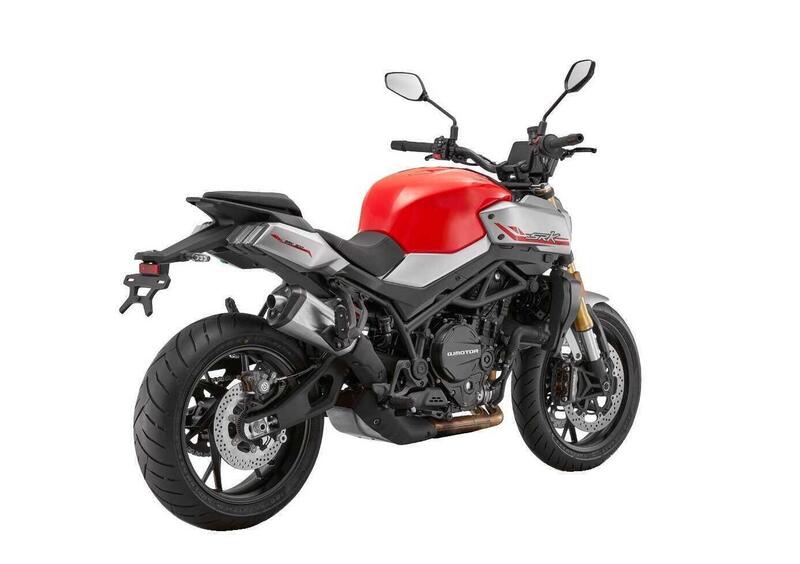 QJ Motor SRK 900 SRK 900 (2025) (2)