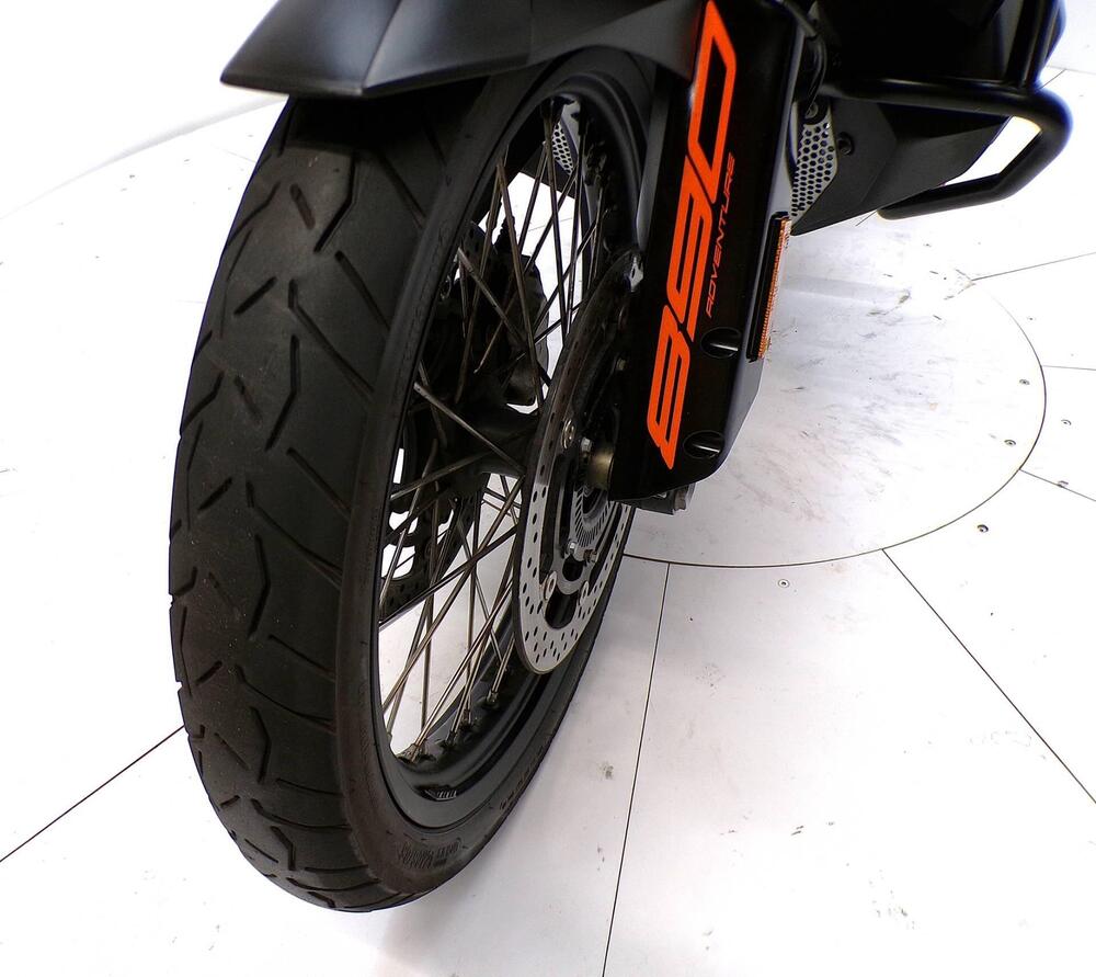 KTM 890 Adventure (2021) (12)