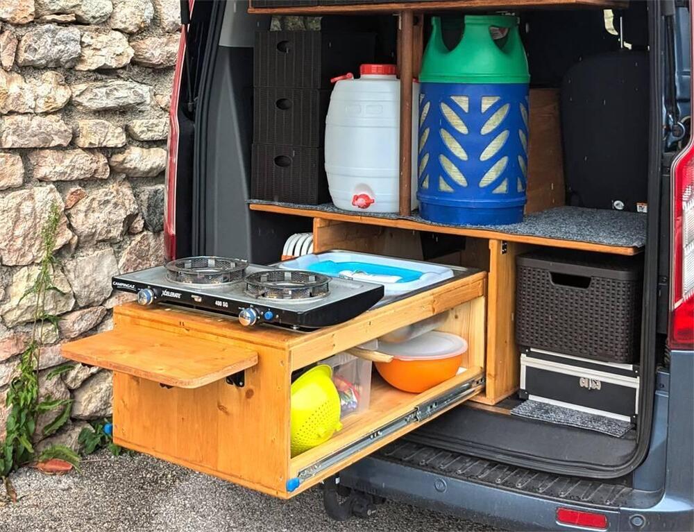 Ford Tourneo Custom usata a Trento (5)