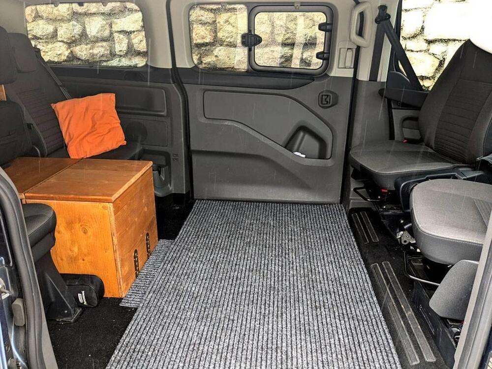Ford Tourneo Custom usata a Trento (14)