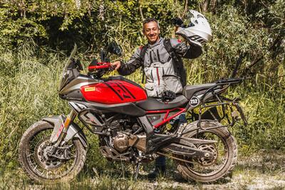 Sterrare &egrave; Umano Trophy con la QJ Motor SRT600SX: si pu&ograve; fare?