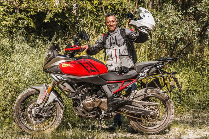 Sterrare &egrave; Umano Trophy con la QJ Motor SRT600SX: si pu&ograve; fare?