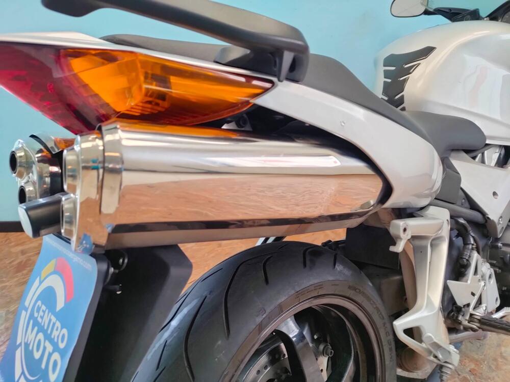 Honda VFR 800 (2002 - 05) (8)