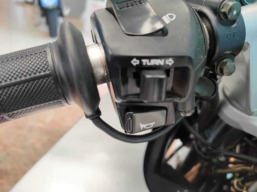 Honda VFR 800 (2002 - 05) (18)