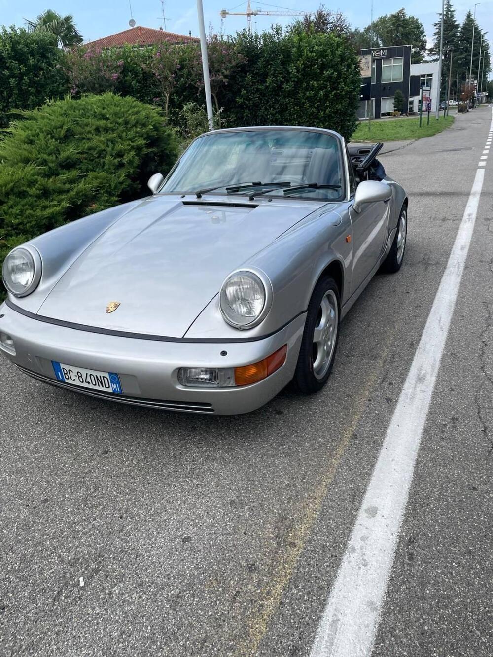 Porsche 911 Cabrio Versione 964 2 d'epoca a Monza e Brianza (2)