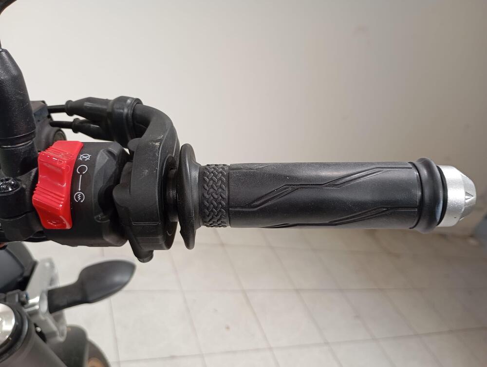 Yamaha XSR 125 Legacy (2022 - 24) (7)