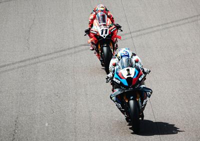 DopoGP SBK Repubblica Ceca: Toprak Razgatlioglu e Nicolò Bulega fanno un altro sport? Intanto Pirelli lascia! [VIDEO]