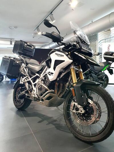 Triumph Tiger 1200 Rally Pro (2022 - 23) usata