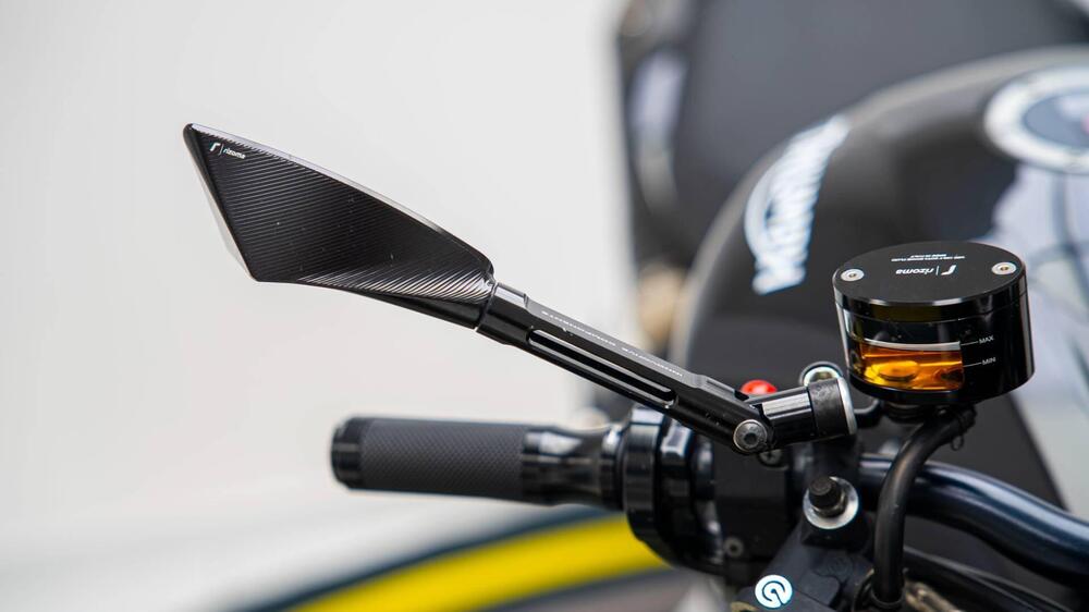 Triumph Speed Triple 1050 (2005 - 11) (12)