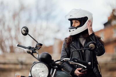 SENA Phantom: il casco che ti collega ovunque nel mondo