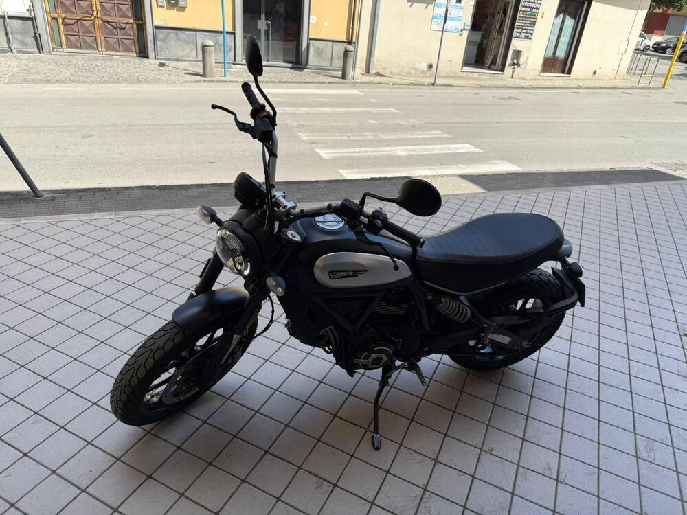 Ducati Scrambler 800 Icon Dark (2020) (3)