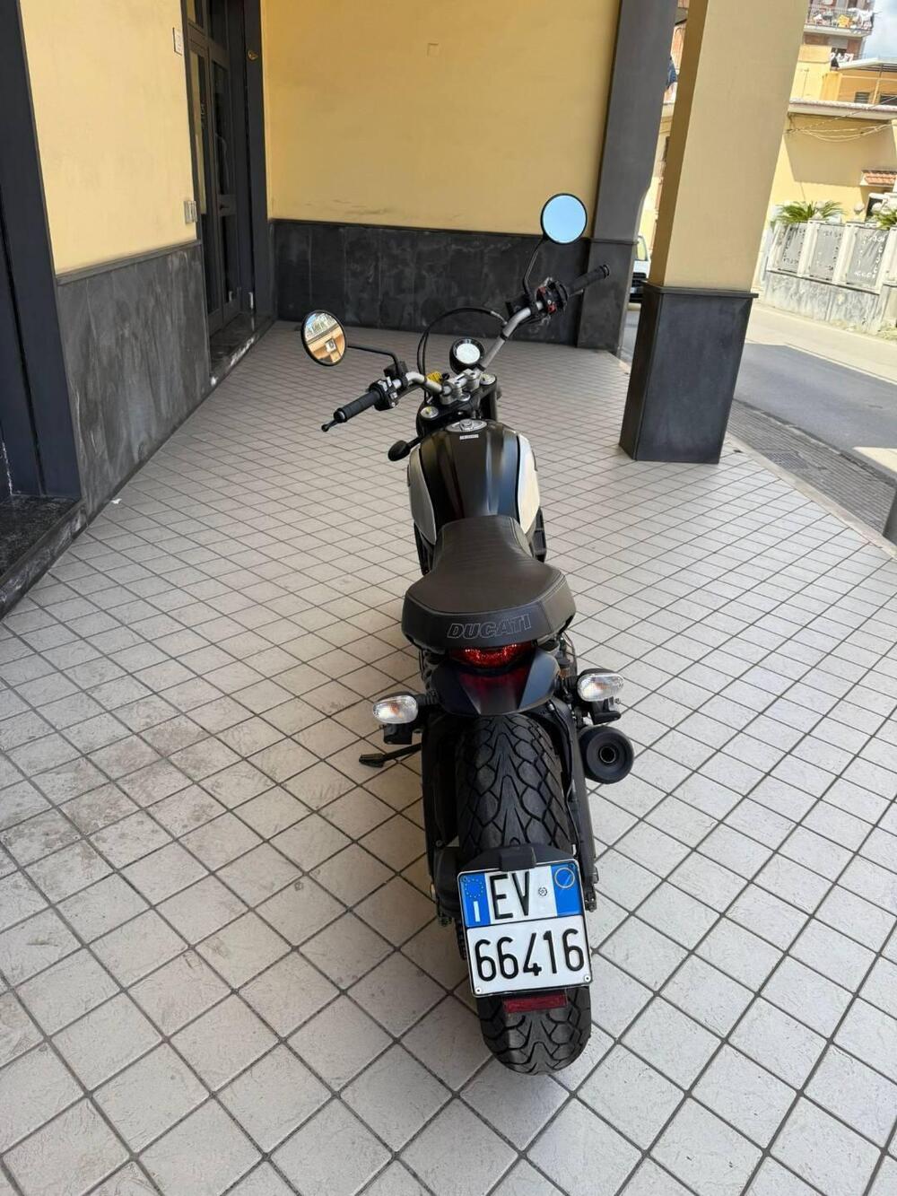 Ducati Scrambler 800 Icon Dark (2020) (5)