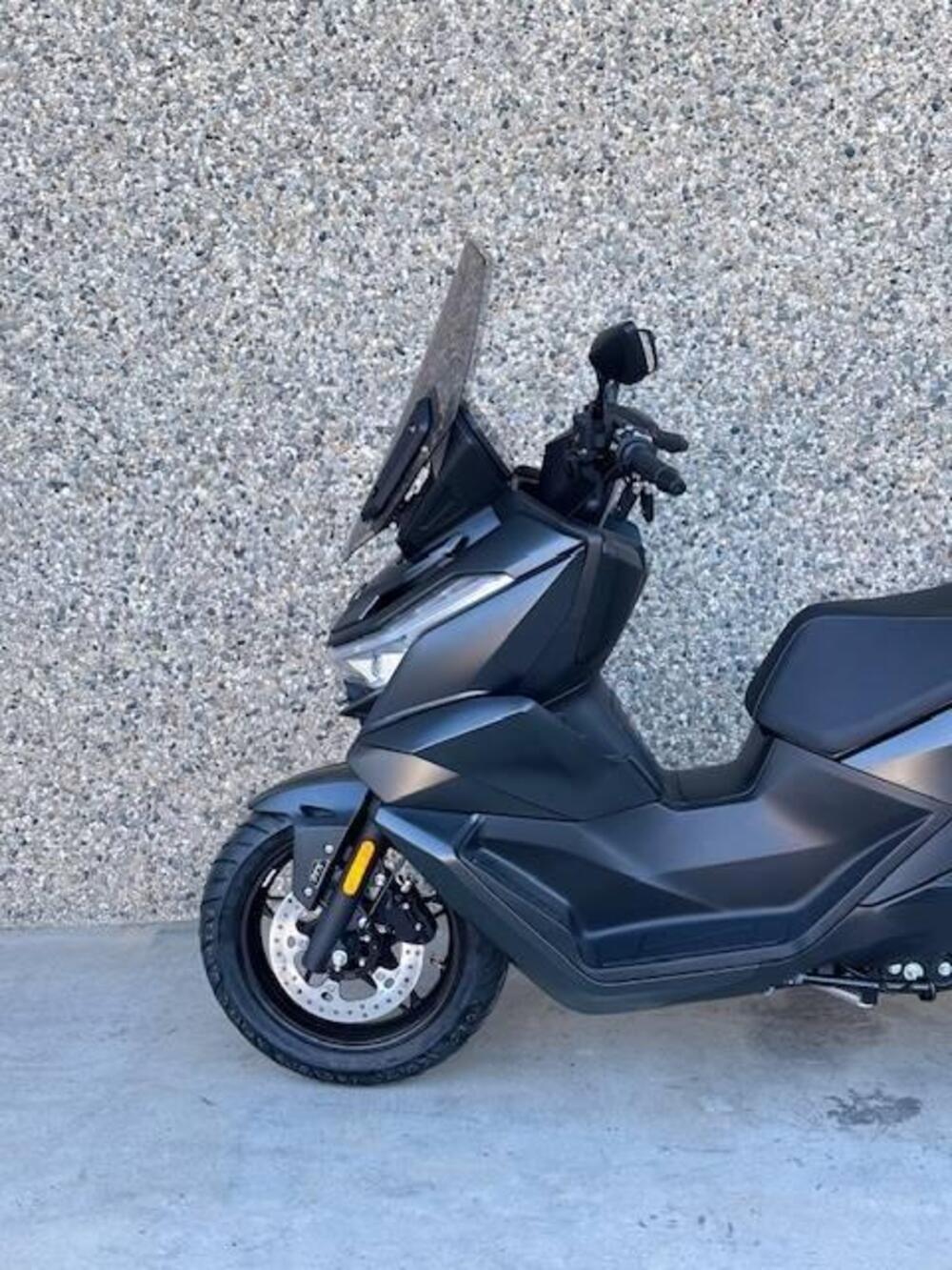 Voge Sfida SR3 (2024 - 26) (3)