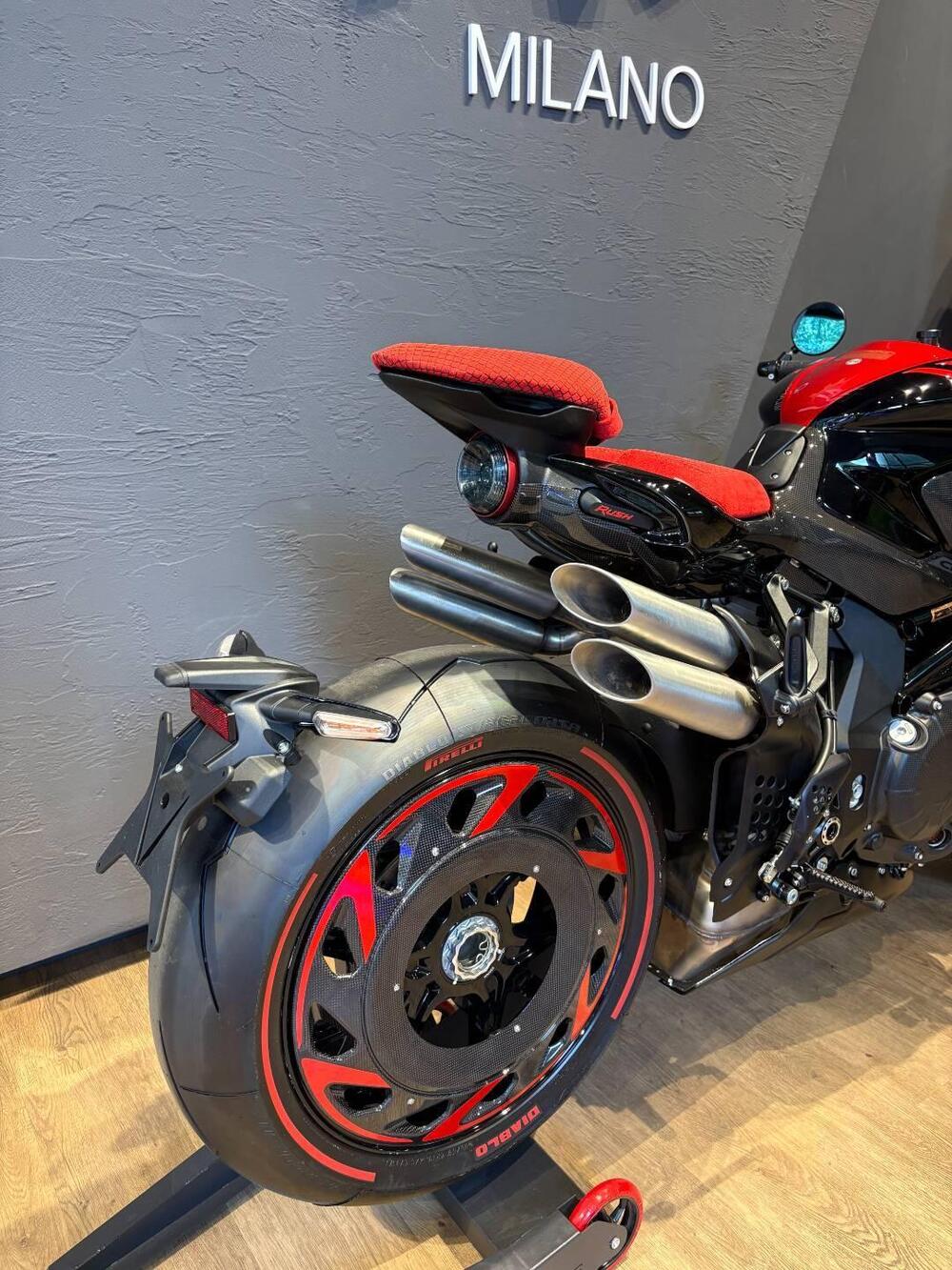 MV Agusta Rush 1000 (2023 - 25) (4)