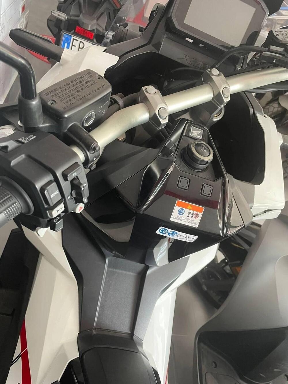 Honda X-ADV 750 DCT (2021 - 24) (4)