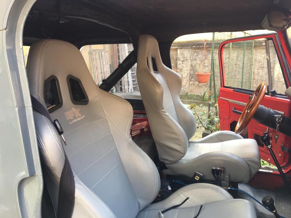 Jeep cj7 d'epoca a Cuneo (6)