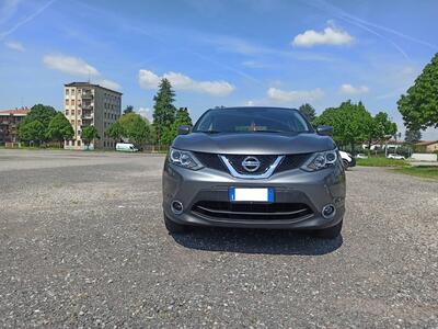 Nissan Qashqai 1.5 dCi Acenta del 2016 usata a Arconate