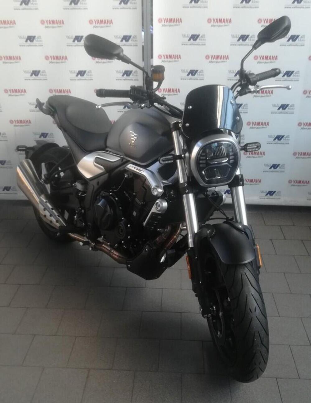 Voge Trofeo 500AC (2022 - 25) (3)