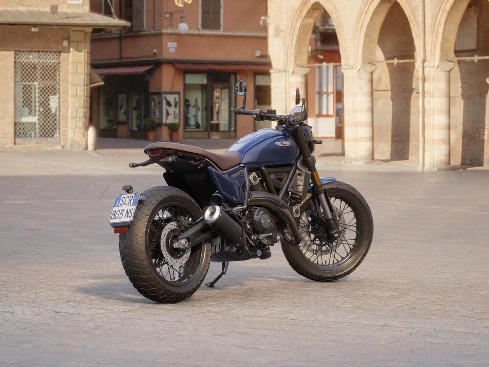 Ducati Scrambler 800 Nightshift (2023 - 25) (2)