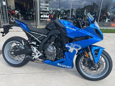Suzuki GSX-8R (2024 - 25) nuova