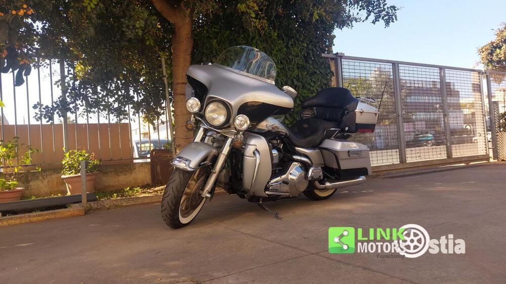 Harley-Davidson 1450 Electra Glide Ultra Classic (2003 - 05) - FLHTCUI (6)