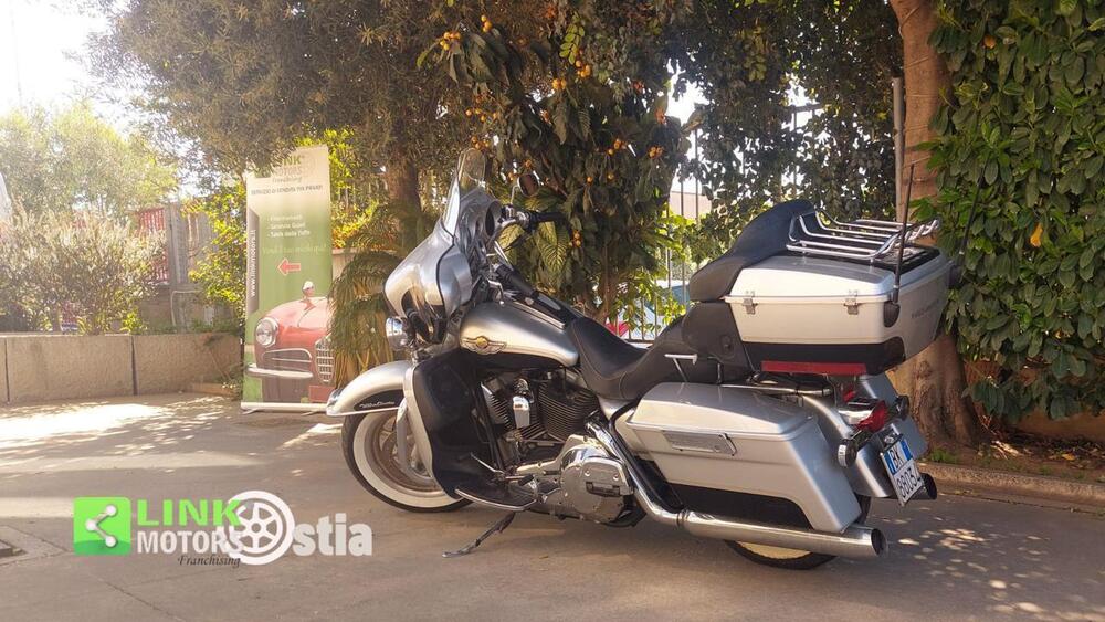 Harley-Davidson 1450 Electra Glide Ultra Classic (2003 - 05) - FLHTCUI (3)