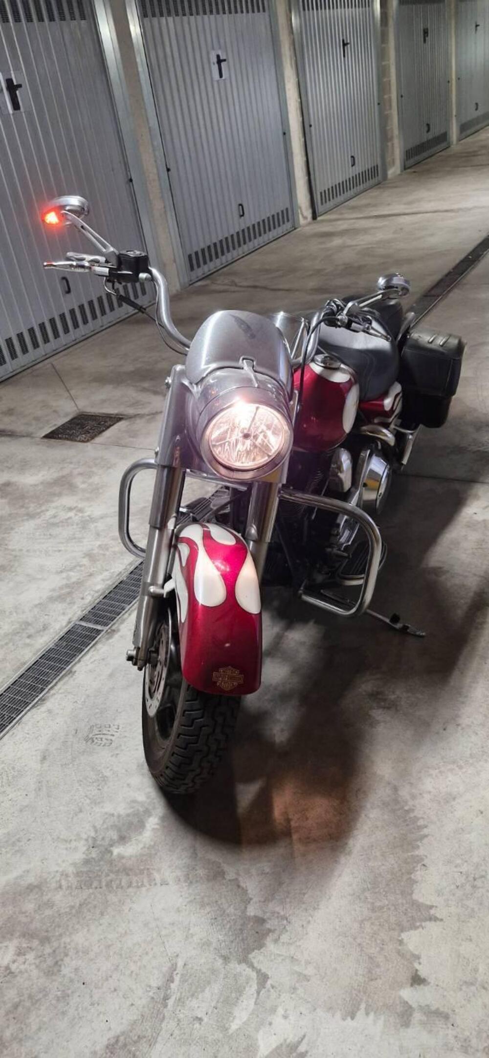 Harley-Davidson 1450 Road King Custom (2005 - 06) - FLHRS (2)