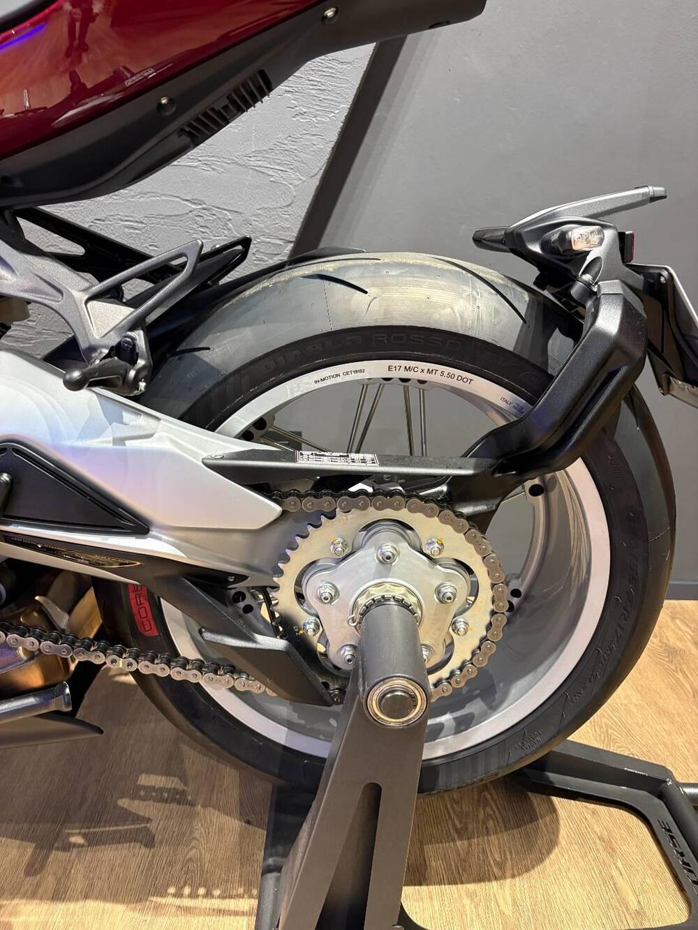 MV Agusta Superveloce 800 98 (2023 - 25) (11)