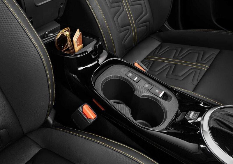 Nissan Juke (2019-->>) (14)